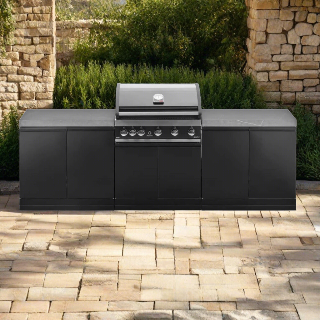 Grandpro 262 Outdoor Kitchen & Maxim G5 Gas BBQ