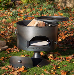 Pete’s Oven 70 Fire Pit with Swing Arm BBQ Rack